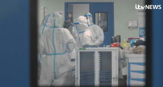 Новости ITV из Великобритании заходит в больницу Лей Шеньшань, одну из баз по борьбе с коронавирусом в Китае
